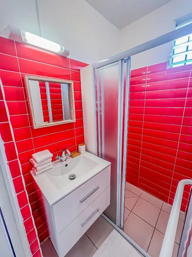Domaine De Marly, 3 Etoiles Villa Sainte-Anne  Holiday home